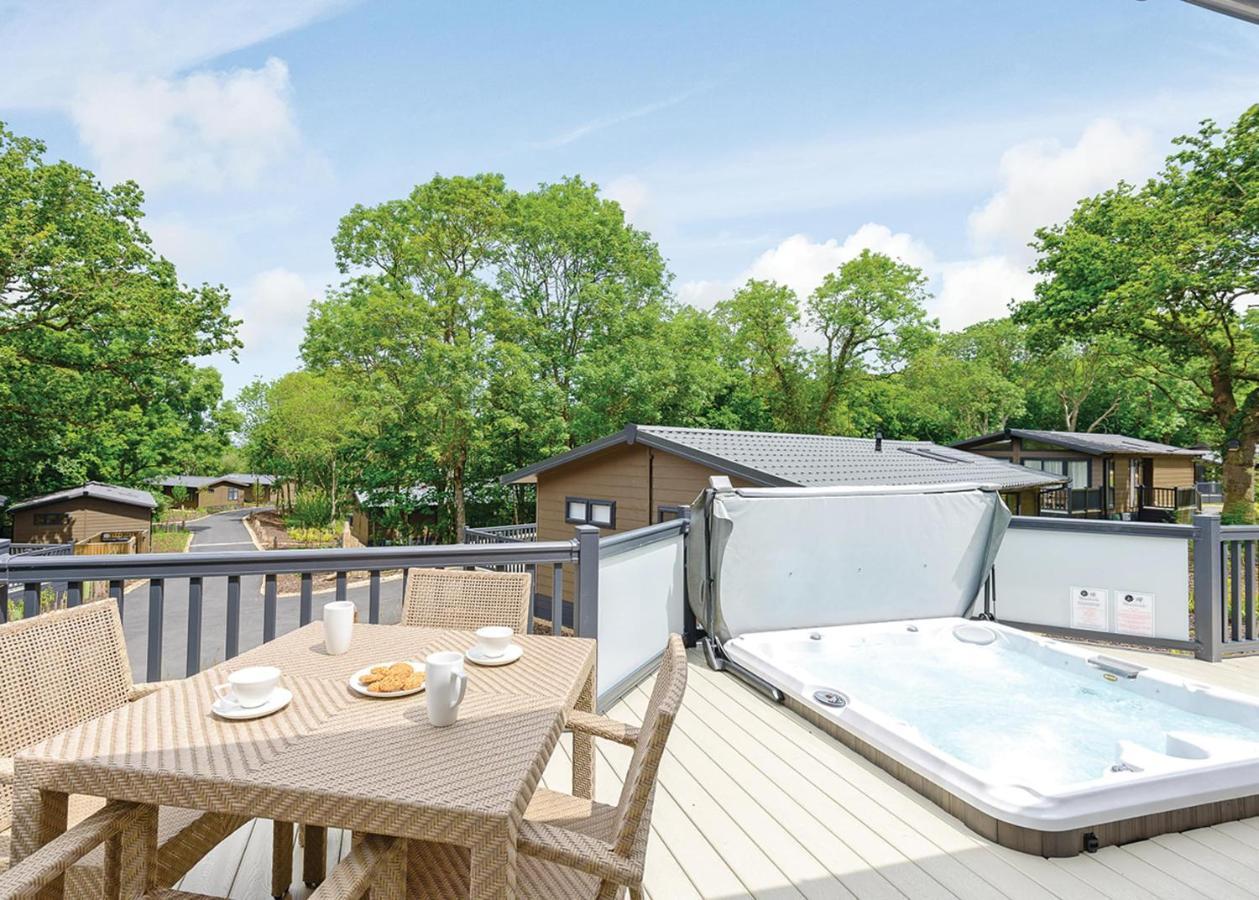 Woodside Bay Lodge Retreat Wootton Bridge  Exterior foto